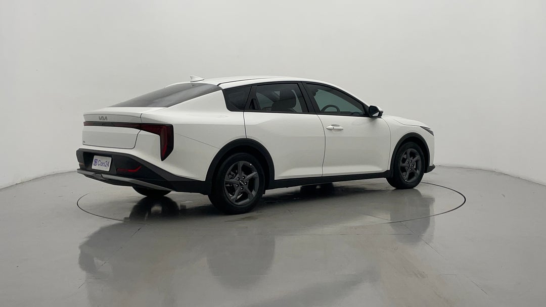 2024 Kia K4 S, Automatic, 11407 km, Right Back Diagonal (45- Degree) View