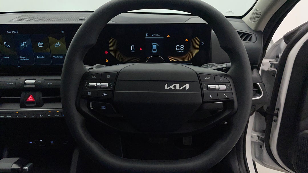 2024 Kia K4 S, Automatic, 11407 km, Steering Wheel Close-up