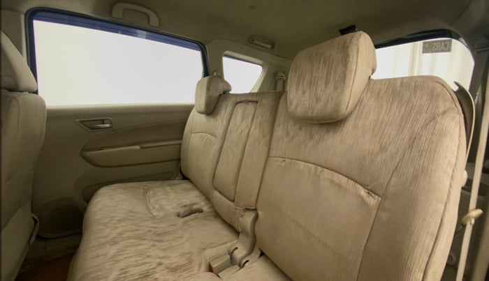 2012 Maruti Ertiga VDI, Diesel, Manual, 1,19,482 km, Right Side Rear Door Cabin