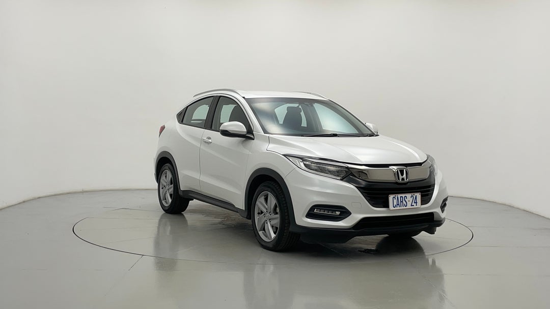 2021 Honda HR-V Vti-s, Automatic, 59589 km, Right Front Diagonal (45- Degree) View