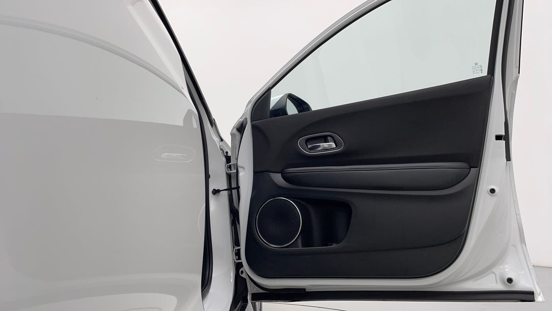 2021 Honda HR-V Vti-s, Automatic, 59589 km, Speaker View