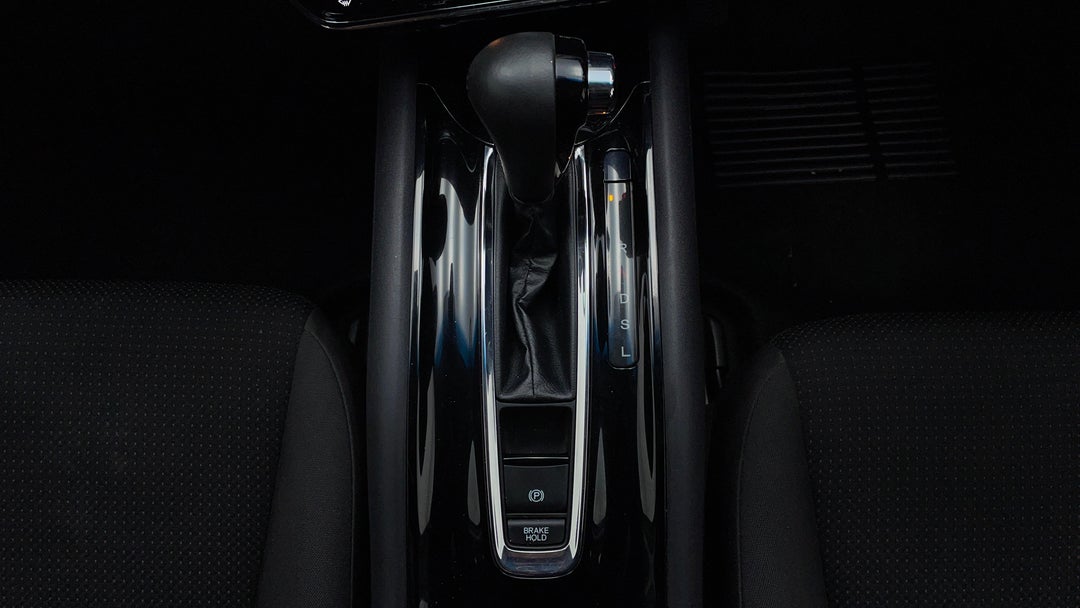 2021 Honda HR-V Vti-s, Automatic, 59589 km, Gear Lever 