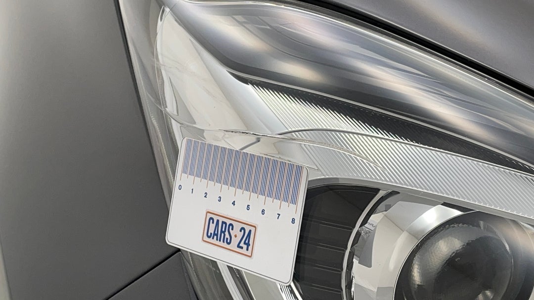 Lights Headlights RHS Scratch