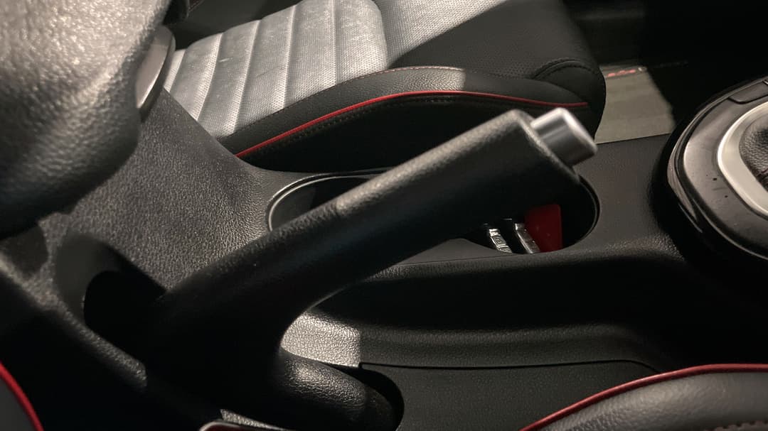 2019 Kia Cerato Gt Safety Pack, Automatic, 83263 km, Handbrake
