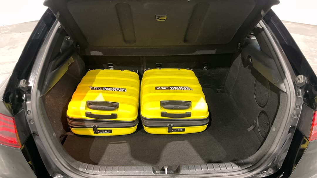 2019 Kia Cerato Gt Safety Pack, Automatic, 83263 km, Boot Inside View with Luggage
