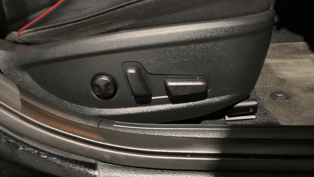 2019 Kia Cerato Gt Safety Pack, Automatic, 83263 km, Drivers Side Adjustment Panel