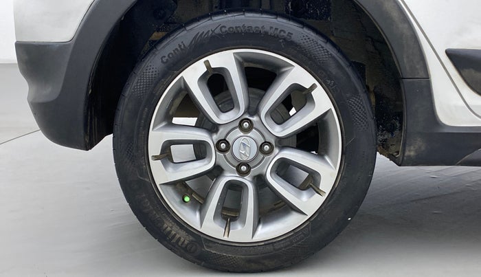 2017 Hyundai i20 Active 1.4 SX, Diesel, Manual, 93,800 km, Right Rear Wheel