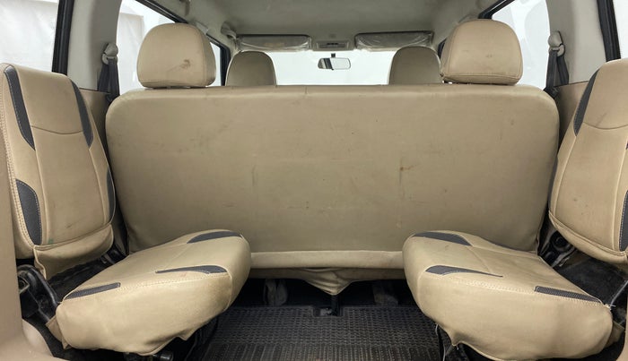 2015 Mahindra TUV300 T8, Diesel, Manual, 81,525 km, Third Seat Row ( optional )