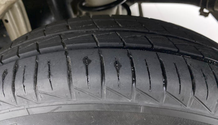 2019 Maruti Alto LXI, Petrol, Manual, 46,731 km, Left Rear Tyre Tread