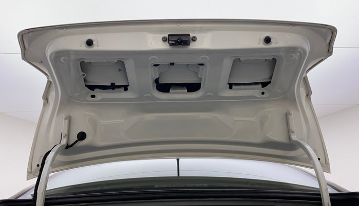2017 Volkswagen Ameo TRENDLINE 1.5L, Diesel, Manual, 87,481 km, Boot Door Open