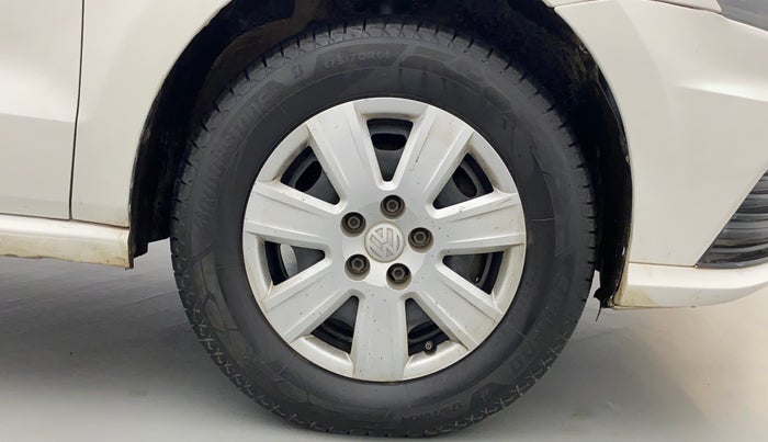 2017 Volkswagen Ameo TRENDLINE 1.5L, Diesel, Manual, 87,481 km, Right Front Wheel