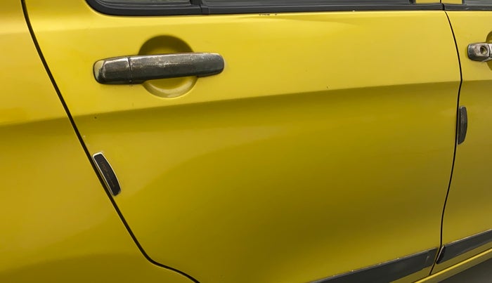 2014 Maruti Celerio VXI AMT, Petrol, Automatic, 68,590 km, Right rear door - Slightly dented