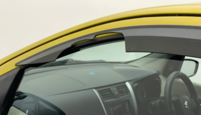 2014 Maruti Celerio VXI AMT, Petrol, Automatic, 68,590 km, Front passenger door - Door visor damaged