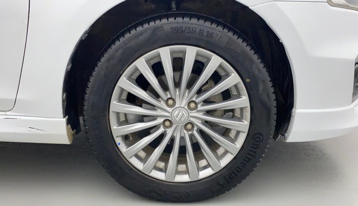 2016 Maruti Ciaz ZXI+ RS, Petrol, Manual, 40,789 km, Right Front Wheel