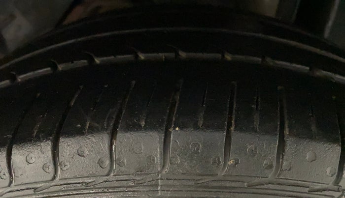 2019 Ford FREESTYLE TITANIUM 1.2 TI-VCT MT, Petrol, Manual, 18,086 km, Left Rear Tyre Tread