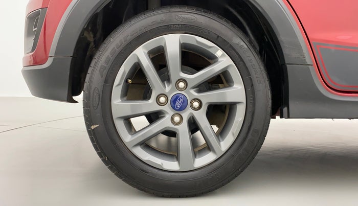 2019 Ford FREESTYLE TITANIUM 1.2 TI-VCT MT, Petrol, Manual, 18,086 km, Right Rear Wheel