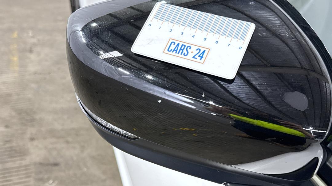 2025 Subaru Crosstrek AWD 2.0l, Automatic, 28551 km, Side Mirrors Housing RHS Chip