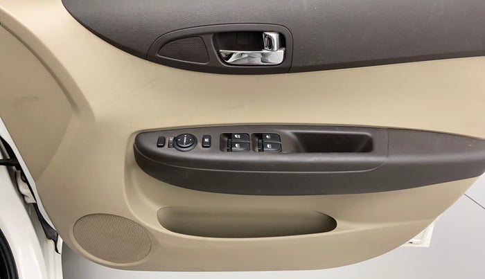 2011 Hyundai i20 ASTA 1.2, Petrol, Manual, 69,282 km, Driver Side Door Panels Control
