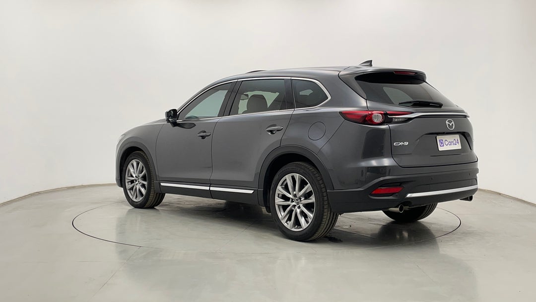 Left Back Diagonal (45- Degree) View