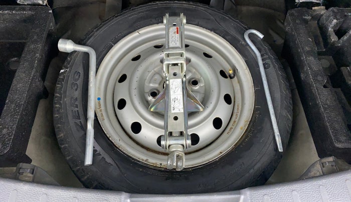 2011 Maruti Wagon R 1.0 LXI, Petrol, Manual, 25,807 km, Spare Tyre