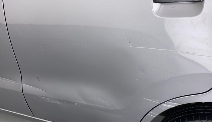 2011 Maruti Wagon R 1.0 LXI, Petrol, Manual, 25,807 km, Rear left door - Minor scratches