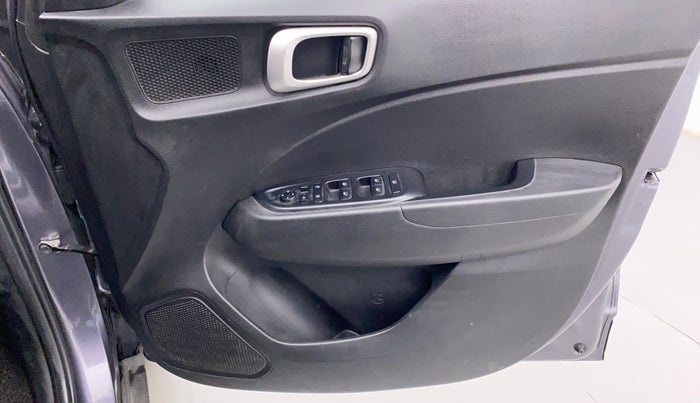 2019 Hyundai VENUE 1.0 TURBO GDI SX+ AT, Petrol, Automatic, 14,264 km, Driver Side Door Panels Control