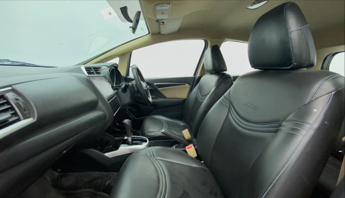 2017 Honda Jazz 1.2 V AT, Petrol, Automatic, 66,308 km, Right Side Front Door Cabin
