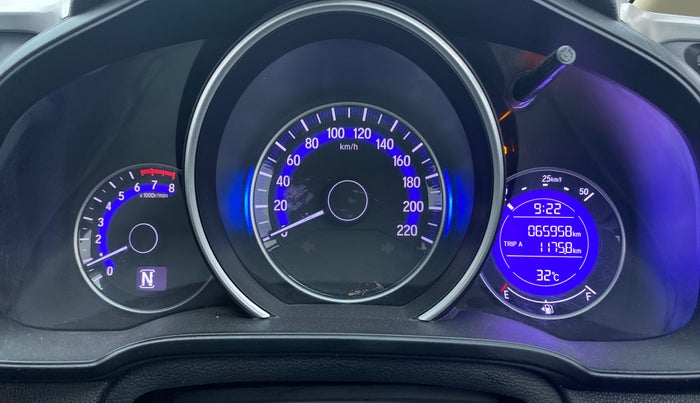 2017 Honda Jazz 1.2 V AT, Petrol, Automatic, 66,308 km, Odometer Image