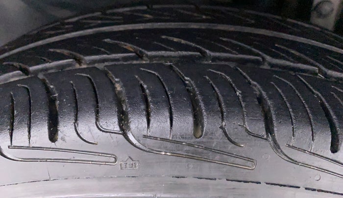 2013 Maruti Swift Dzire VDI BS IV, Diesel, Manual, 47,542 km, Left Rear Tyre Tread