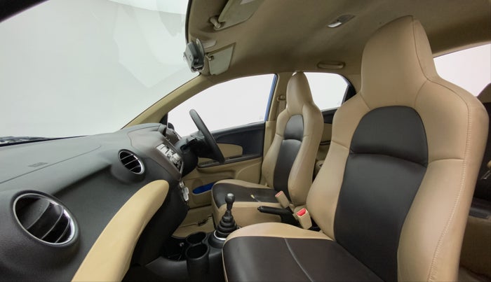 2011 Honda Brio 1.2 V MT I VTEC, Petrol, Manual, 68,682 km, Right Side Front Door Cabin