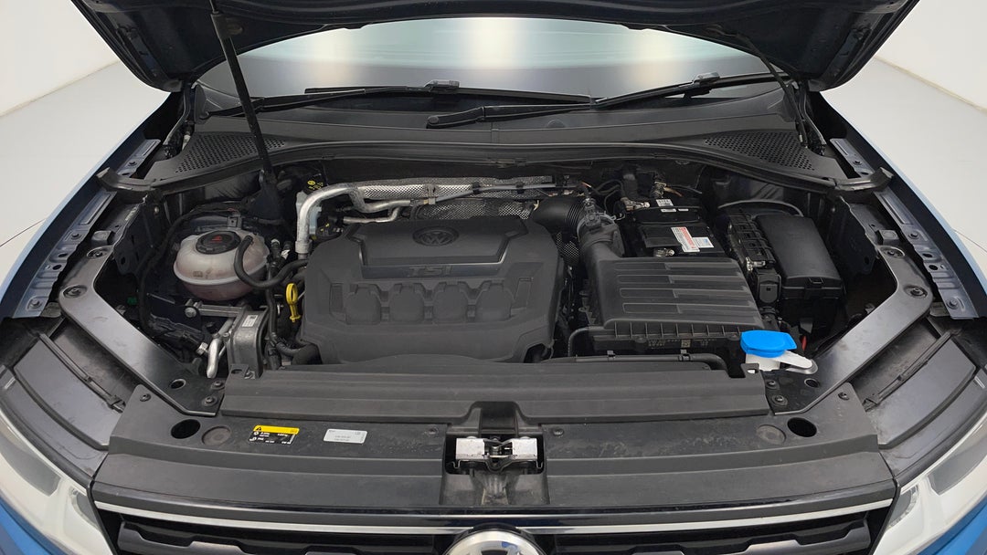 Open Bonnet (Engine)