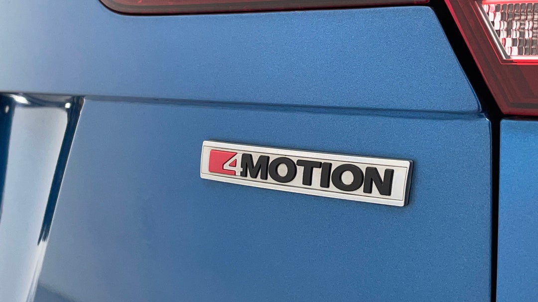 Badge (Boot Right Side)