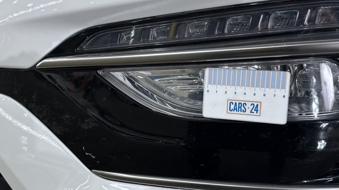 Bumper Front Scratch
