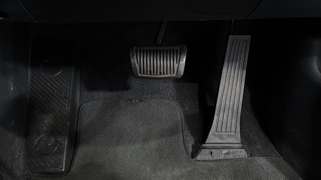 Pedals and Footmat