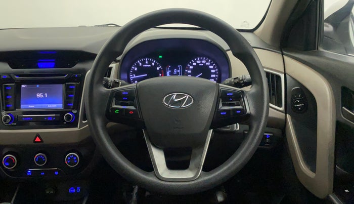 2016 Hyundai Creta S 1.6 PETROL, Petrol, Manual, 48,860 km, Steering Wheel Close Up