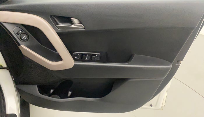2016 Hyundai Creta S 1.6 PETROL, Petrol, Manual, 48,860 km, Driver Side Door Panels Control