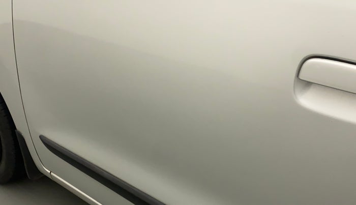 2017 Maruti Wagon R 1.0 VXI AMT, Petrol, Automatic, 78,285 km, Front passenger door - Minor scratches
