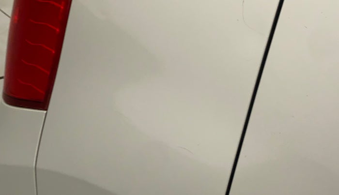 2017 Maruti Wagon R 1.0 VXI AMT, Petrol, Automatic, 78,285 km, Right quarter panel - Minor scratches