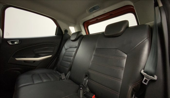 2015 Ford Ecosport TITANIUM 1.5L DIESEL (OPT), Diesel, Manual, 72,982 km, Right Side Rear Door Cabin