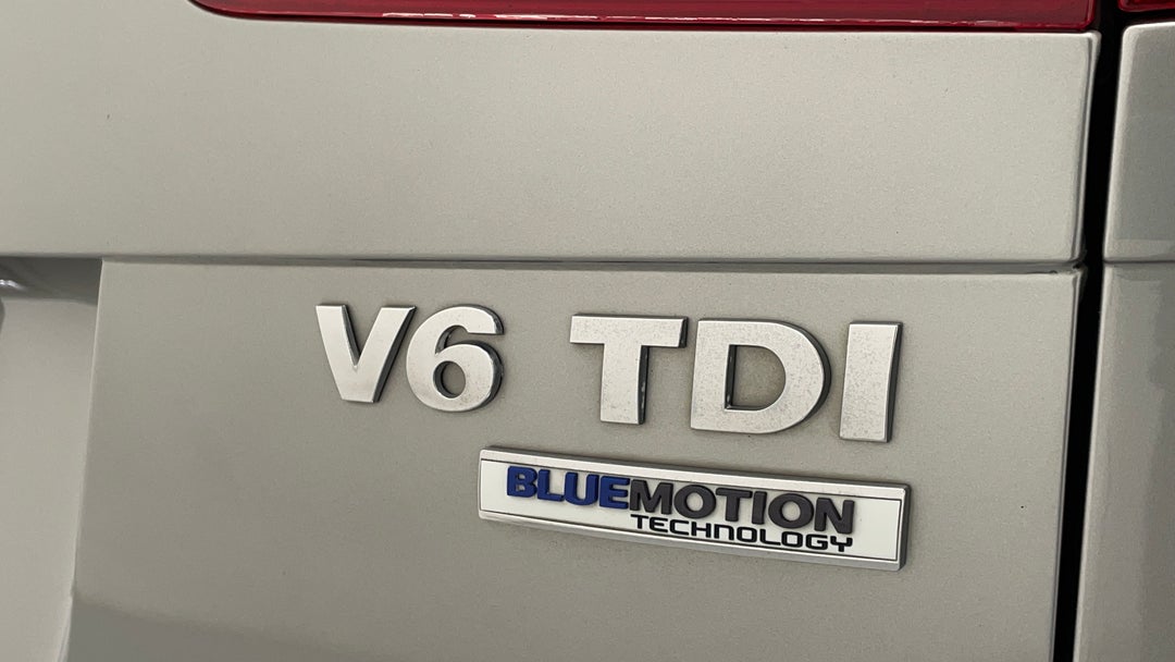 Badge (Boot Right Side)