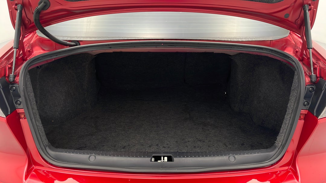 2013 Mitsubishi Lancer Es, Automatic, 133467 km, Boot Inside View