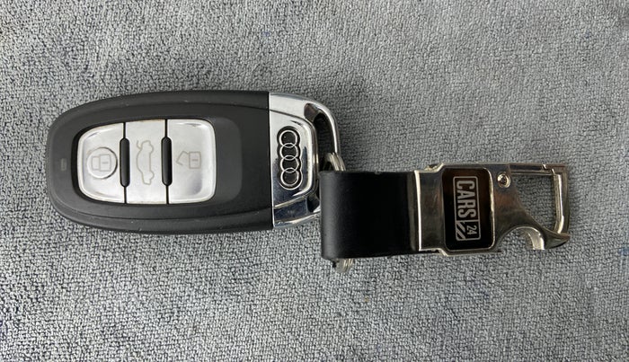 2014 Audi A6 2.0 TDI, Diesel, Automatic, 26,819 km, Key Close Up