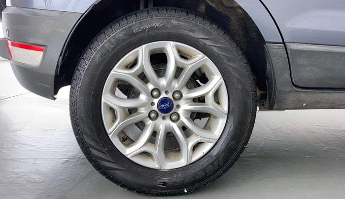 2015 Ford Ecosport 1.5 TITANIUM TI VCT AT, Petrol, Automatic, 67,714 km, Right Rear Wheel