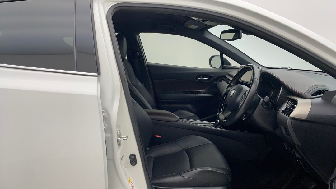 2018 Toyota C-HR Koba (2wd), Automatic, 107138 km, Right Side Front Door Cabin View