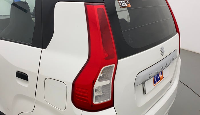 2020 Maruti New Wagon-R LXI CNG 1.0, CNG, Manual, 76,517 km, Left tail light - Minor scratches