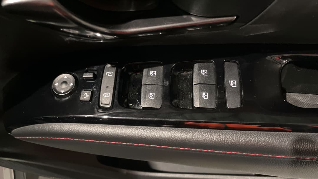 2022 Hyundai Tucson Highlander N Line (AWD), Automatic, 136909 km, Drivers Side Door Panel Controls
