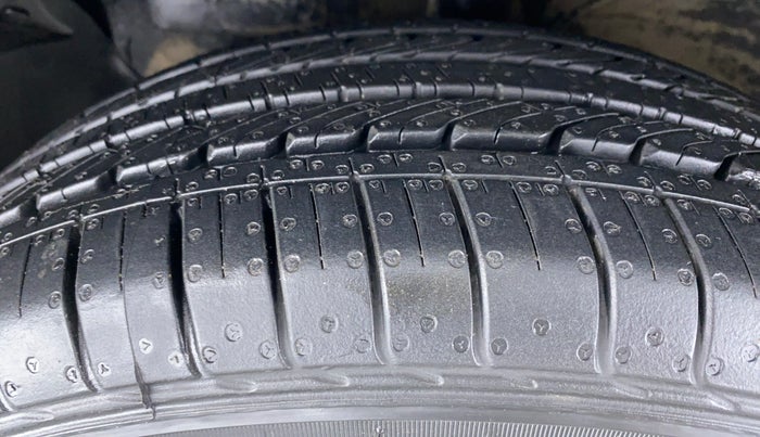 2015 Hyundai Creta 1.4 S PLUS, Diesel, Manual, 51,983 km, Left Front Tyre Tread