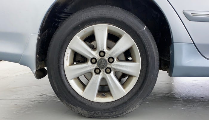 2011 Toyota Corolla Altis VL AT, Petrol, Automatic, 24,980 km, Right Rear Wheel