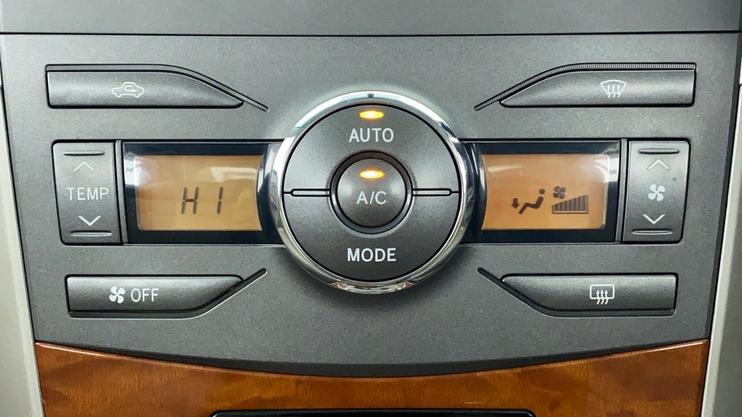 Automatic Climate Control 