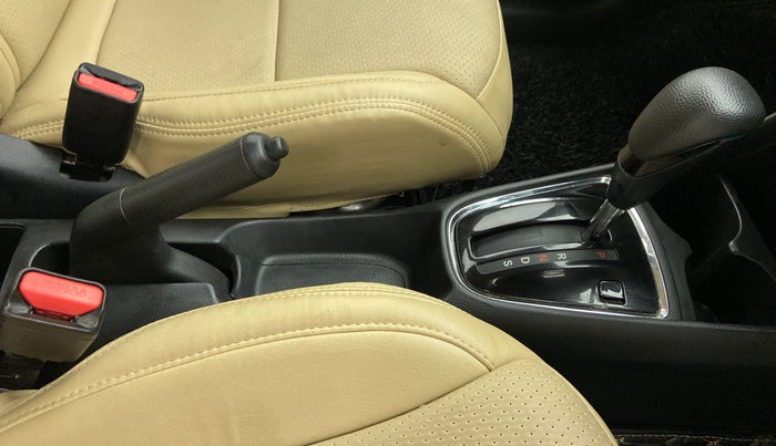 2019 Honda Amaze 1.2L I-VTEC V CVT, Petrol, Automatic, 17,143 km, Gear Lever